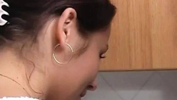 German Amateur Couple Messy Blowjob and Hardcore Action in Bathroom - veryfreeporn.com - Germany on freevids.org