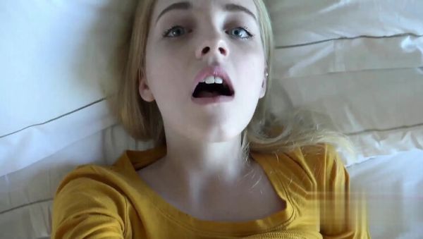 Kate Bloom Hot Homemade Fuck with Big Natural Tits and Blowjob - veryfreeporn.com - Britain on freevids.org