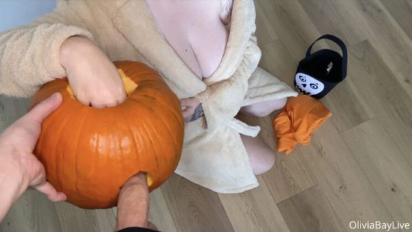 Olivia Bay's Big Tits Halloween Prank - Stepsister Gets Pumpkin Dick Surprise Part 1 - xxxfiles.com - Britain on freevids.org