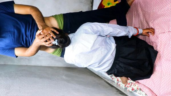 Desi Indian School Girl in Mini Skirt Tight Pussy Fuck with Boyfriend in OYO Room - Rakul008 - porntry.com - India on freevids.org