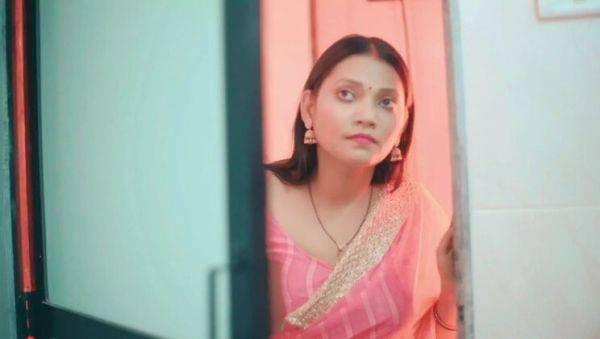 Desi Housewife Gets Wild with Office Boss - Hot Indian Sex & Dirty Talk - veryfreeporn.com - India on freevids.org