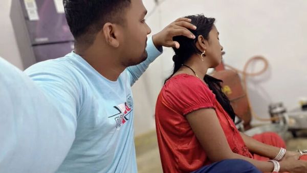 Brother Gives Sister New Sari Gift, Happy Sister Fucks Little Brother Doggy Style - Hindi Desi Sex - veryfreeporn.com - India on freevids.org