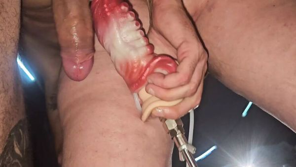 Close Up Fucking Machine Makes Sexy Wife Squirt Hard - Big Ass Australian Babe Gushing Orgasm - xxxfiles.com - Britain - Australia on freevids.org