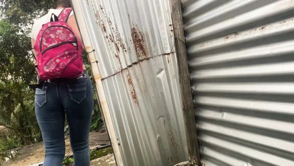 Amateur Colombian Girls Squirting in Public - Bikini Exhibitionist Flash - xxxfiles.com - Colombia on freevids.org