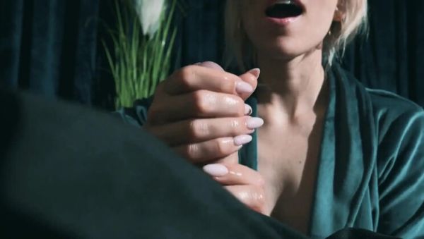 Blonde Milf Gives Relaxing Cock Massage to Husband After Work - Hot Amateur Handjob & Cumshot - xxxfiles.com on freevids.org