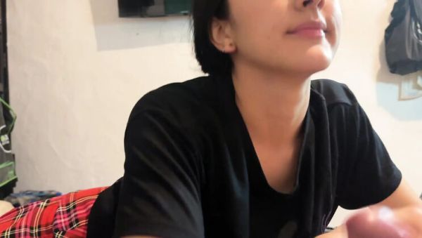 Young 18-Year-Old Indian Girl Swallows Dick and Milk in Homemade POV Blowjob - porntry.com - India - Colombia on freevids.org