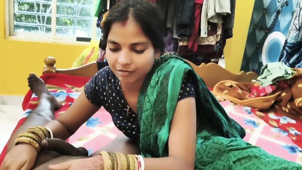 Hot Indian Wife Pihu Nandini Doggy Style Fuck in Village Bedroom Sex Video - veryfreeporn.com - India on freevids.org