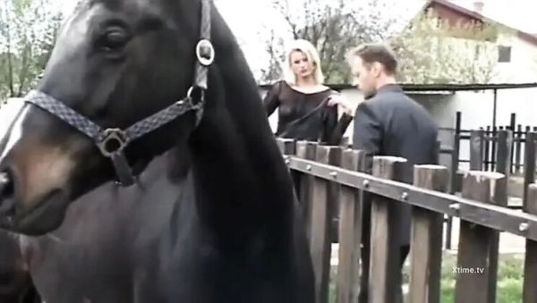 Blonde Gets Double Penetration by Two Big Cocks Outdoor - xxxfiles.com - Britain on freevids.org