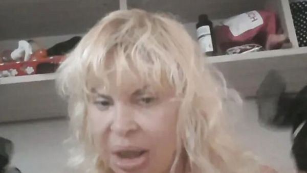 Manya Pornostar Shoe Fetish Solo with Huge Ass and Fake Tits - xxxfiles.com - Italy on freevids.org