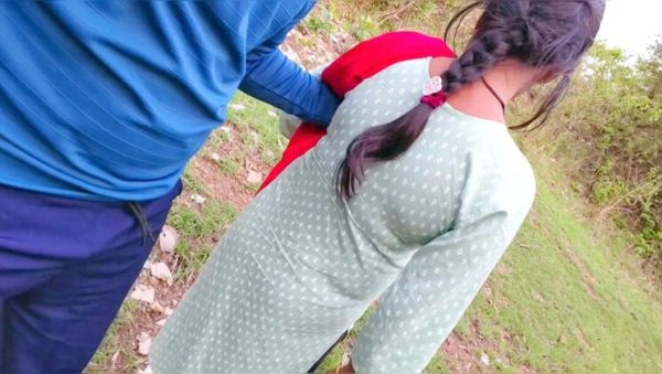 Young Indian Desi College Girl Fucked Hard by Boyfriend in Jungle - Hindi Village Sex - porntry.com - India on freevids.org