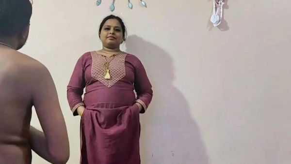 Desi Wife Hardcore Fucking Teen Boy - Blowjob & Cumshot in Hindi - Real Homemade Indian Aunty - xxxfiles.com - India on freevids.org