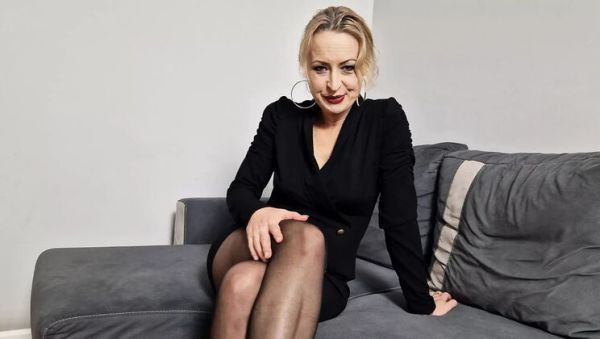 Wanilianna Horny MILF Masturbating in Pantyhose - Big Natural Tits and Pussy Play - xxxfiles.com - Britain on freevids.org