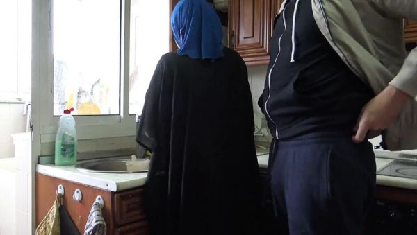 Hijab Maid Anal Doggystyle with Souzan Halabi - Big Cock Kitchen Fuck - veryfreeporn.com on freevids.org