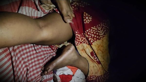 Hairy Indian Stepmom Wet Pussy Creampie - Desi Aunty Bush Cum Close-Up - xxxfiles.com - India on freevids.org