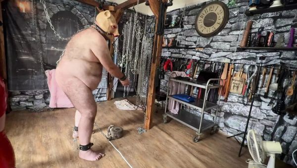 Domina Satana Spanking Her Piggy Slave - BBW Femdom Punishment & Humiliation - porntry.com - Britain on freevids.org