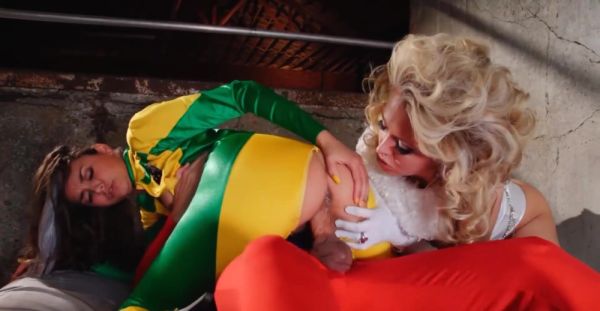 Allie Haze, Jeanie Marie Sullivan, and Tom Byron in a thrilling ffm threesome parody - alphaporno.com on freevids.org