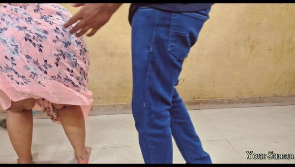 Indian Bhabhi Suman Hot House Cleaning in Saree - Desi MILF Blowjob and Cumshot POV - veryfreeporn.com - India on freevids.org