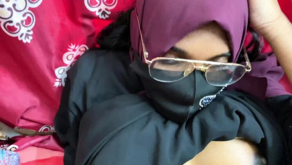 Bangladeshi School Bestie Hot Sex - Big Dick Fucking in House 4K - veryfreeporn.com - Bangladesh on freevids.org