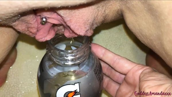 Goddess Amanda Pee Compilation - Open Mouth For Sexy Piss in Bathroom - xxxfiles.com - Britain - Usa on freevids.org