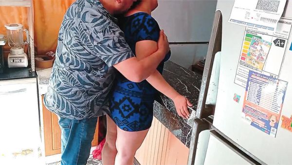 Horny BBW Kelly Mom Stepdaughter Fucked Hard by Older Stepdad in Kitchen - veryfreeporn.com - Usa on freevids.org