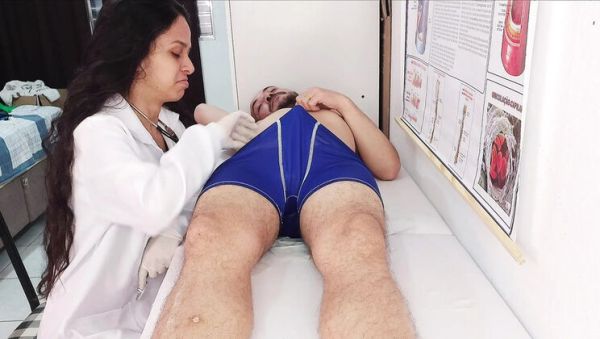 Nurse Jennyferpimenta Gives Handjob To Patient's Big Cock Erection - porntry.com on freevids.org