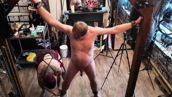 Mistress Izar's Latex Dungeon Trip with Bubbles and Slave - veryfreeporn.com - Britain on freevids.org