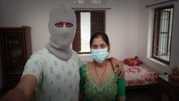 Indian Desi Hauswaif Soni Bhabhi Ki Chudayi Devar Ne Bhabhi Ko Ghodi Bana Ke Choda With Devar Bhabhi - desi-porntube.com - India on freevids.org