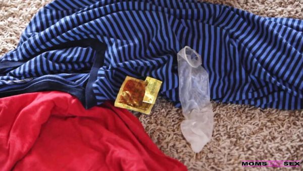 Step Mom Julia Ann Watches Teen Threesome Creampie - Big Tits MILF HD - xxxfiles.com - Britain on freevids.org