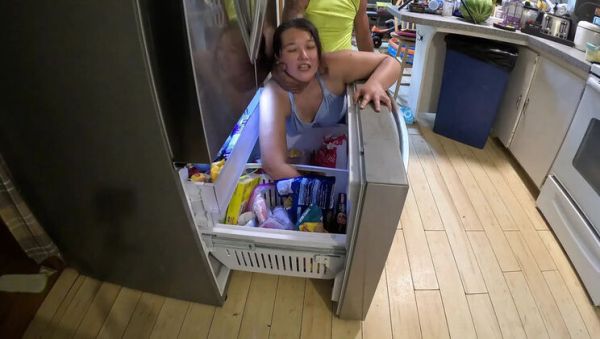Asian teen stepsister stuck in freezer gets hard pounding from behind - Kimiko Fox - veryfreeporn.com - Britain - Usa on freevids.org