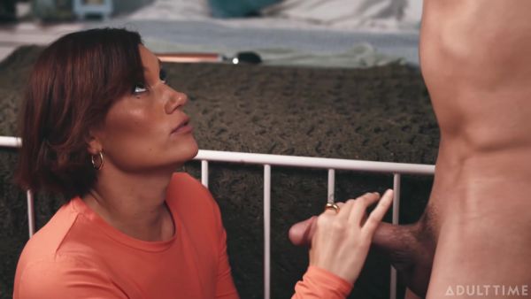 Kell Fire - Squirts Solo Then Sucks Hayden Wilds Big Dick - videohdzog.com on freevids.org