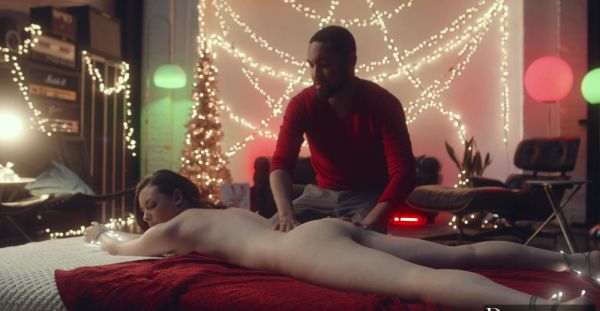 Mickey Mod surprises Casey Calvert with a romantic and intense christmas gift. - alphaporno.com on freevids.org