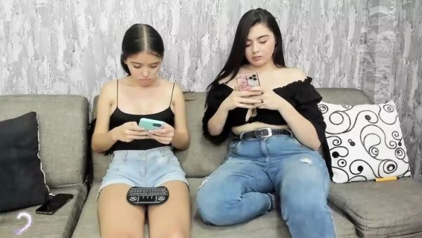 BBW StepMom Gets Creampie Then Anal With Teen Amateur Girl - xxxfiles.com - Britain - Colombia on freevids.org