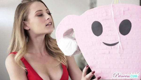 First Moon Party Foursome with Oliver Flynn, Kyler Quinn, Katie Kush, Anna Claire Clouds, Jessica Cummins - Blonde Babes Give Blowjobs and Creampie in HD - porntry.com - Britain on freevids.org