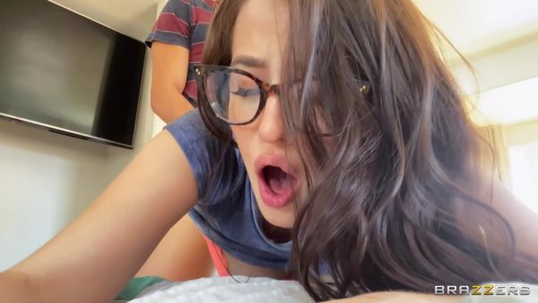 Brunette With Glasses Gets Dicked Down With Aubree Valentine - videohdzog.com on freevids.org