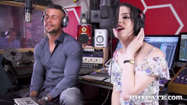 Anna De Ville's Super Sexy Debut: Anal Threesome with Big Tits and Double Penetration - xxxfiles.com on freevids.org