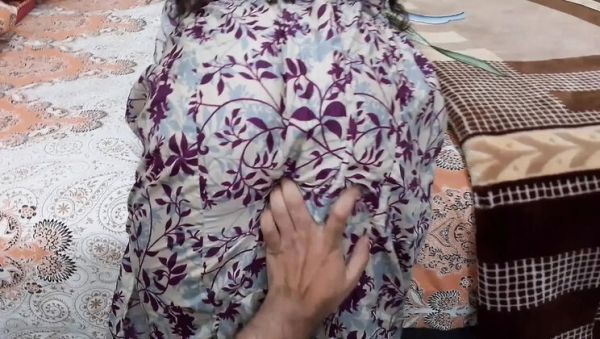 Desi Husband Fucks Hot Maid Doggy Style While Wife Away - QueenbeautyQB Homemade Hindi Sex - veryfreeporn.com on freevids.org