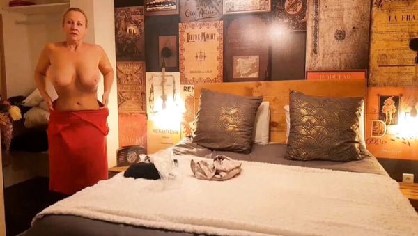 Amateur Blonde MILF Selena701 Footjob Fun in Tights - veryfreeporn.com on freevids.org