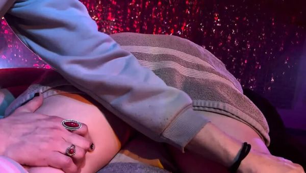 Step Sister Shawna Panofka Gives Kinky Handjob and Dirty Story to Step Brother - porntry.com - Britain - Usa on freevids.org