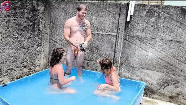 Hot Threesome Fuck with Candy Kush and Carmonaoficial in Pool - Blowjob, Latina, Big Ass, Homemade - veryfreeporn.com on freevids.org