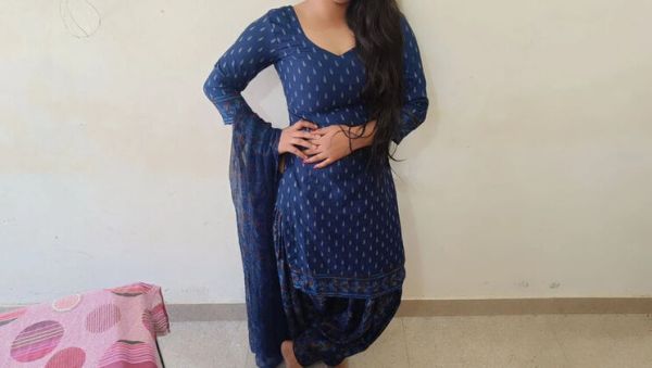 Desi Muslim Stepsister Hot MMS Blowjob in Hindi - porntry.com - India on freevids.org