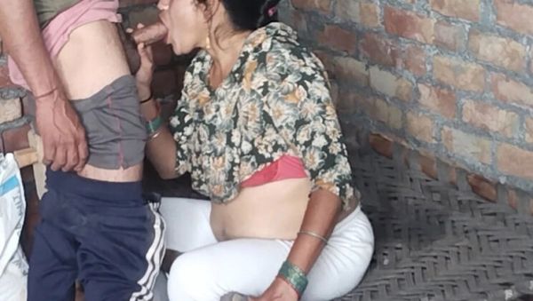 Neighbor Uncle Fucks Indian Maid Sister-in-Law's Big Tits While She Cleans House POV HD - porntry.com - India on freevids.org