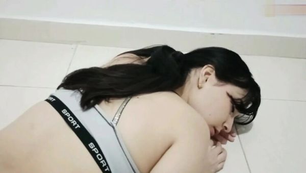 Emma Vict Hot Venezuelan Stepdad Fuck - Skinny Teen Riding Cock Rough Sex - veryfreeporn.com - Venezuela - India on freevids.org