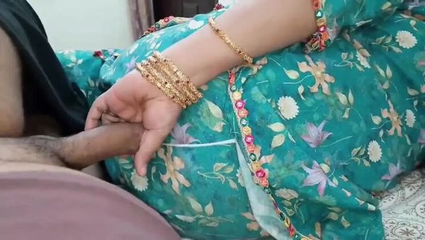 Desi Annu's Stepson Can't Stand Stepsister's Noises in Hotel Room - veryfreeporn.com - India - Pakistan on freevids.org