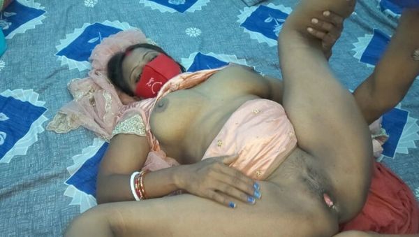 Desi Village Bhabhi Outdoor Hardcore Sex with Anal and Handjob - xxxfiles.com - India on freevids.org