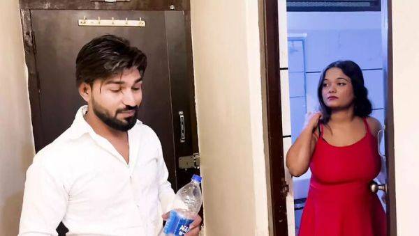 Rich Indian Girl Fucks Servant in Hotel - Desi Bhabhi Hot Sex - veryfreeporn.com - India on freevids.org