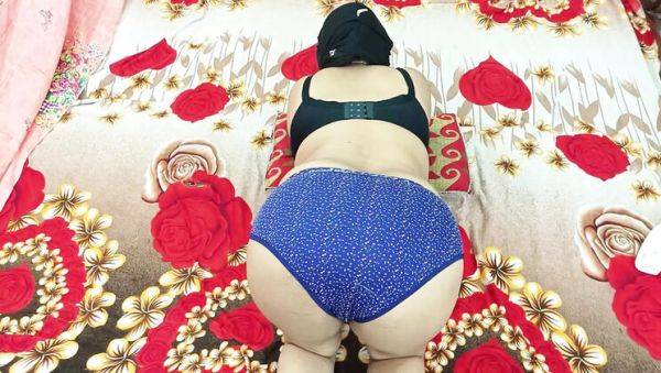 Desi Indian Girlfriend Gets Intense Anal Orgasm - Hindi Audio HD - veryfreeporn.com - India on freevids.org