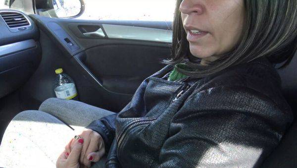 Stepmom Susan Shows Her Hairy Pussy to Horny Stepson in 4K - porntry.com on freevids.org