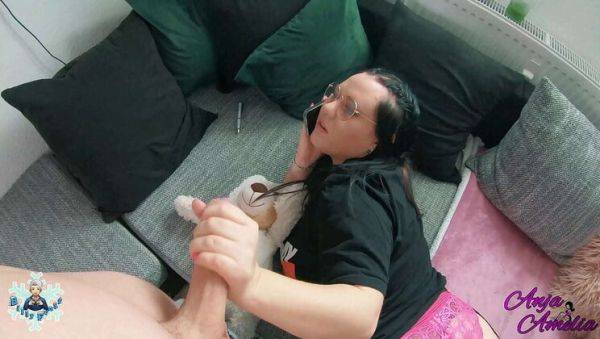 Curvy German Beauty Anja Amelia Sucks and Fucks BBC While Chatting on Phone - porntry.com - Germany on freevids.org