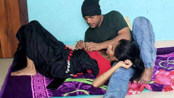 Desi Indian Bhabhi Hot Sex Video at Home 2025 - Easypron1 - xxxfiles.com - India on freevids.org