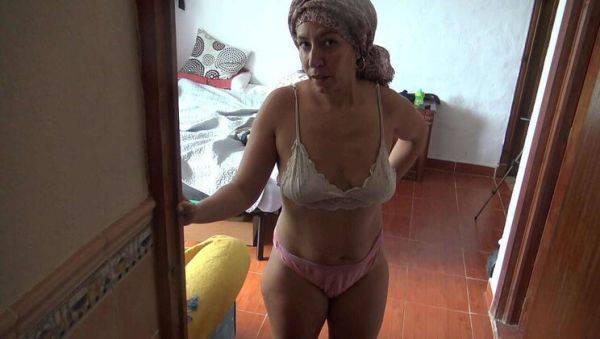 American Tourist Fucks Turkish Muslim Hooker in Kinky Encounter - xxxfiles.com - Usa - Turkey on freevids.org